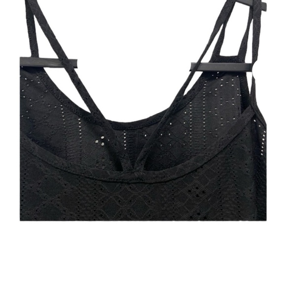 Womens black eyelet tank roomy cross back so cute medium - Picture 3 of 5